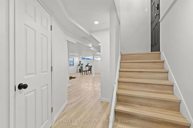 Additional property image - 20 Burfield Ave