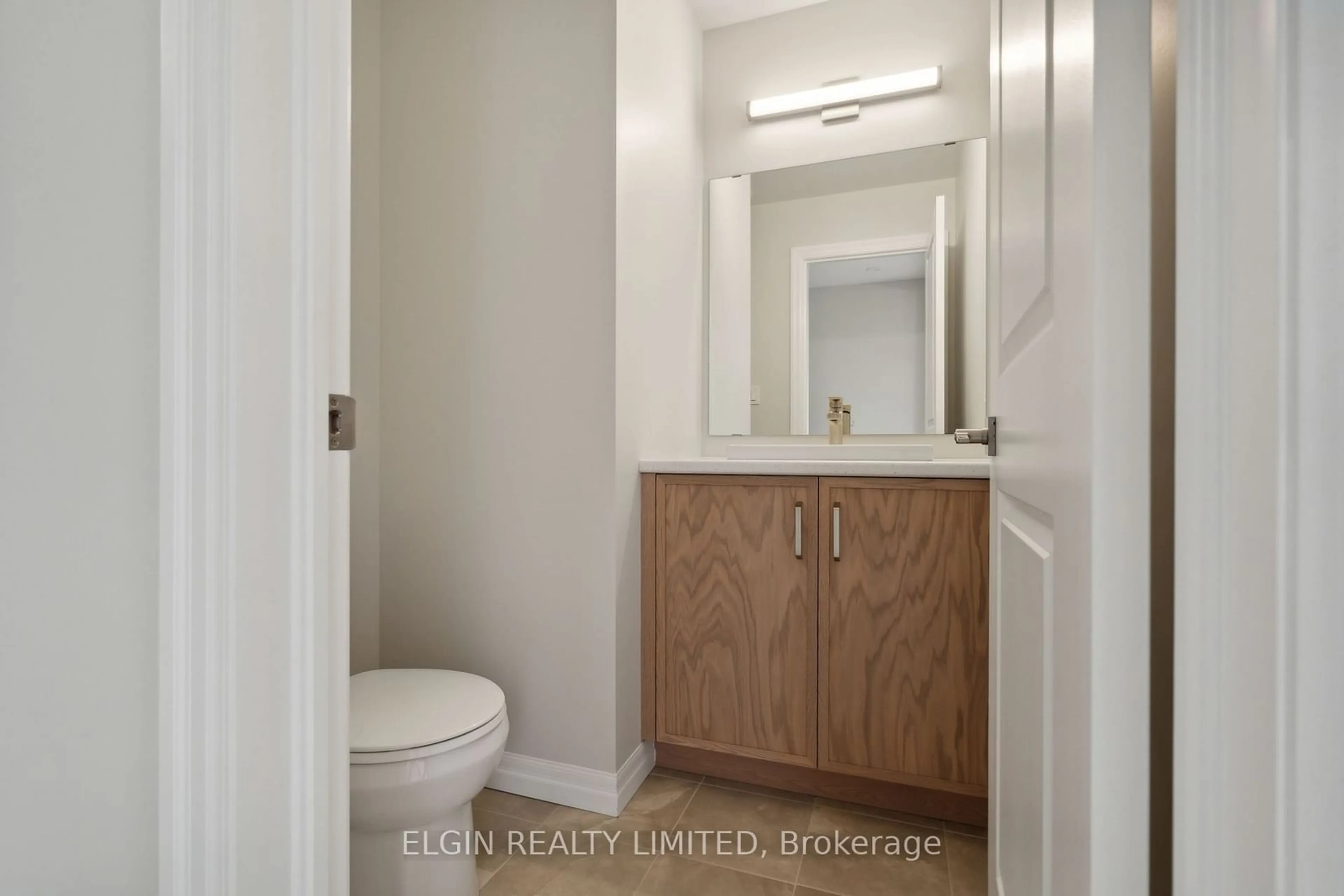 Standard bathroom, not visible floor for 128 Graydon Dr, South-West Oxford Ontario N0J 1N0