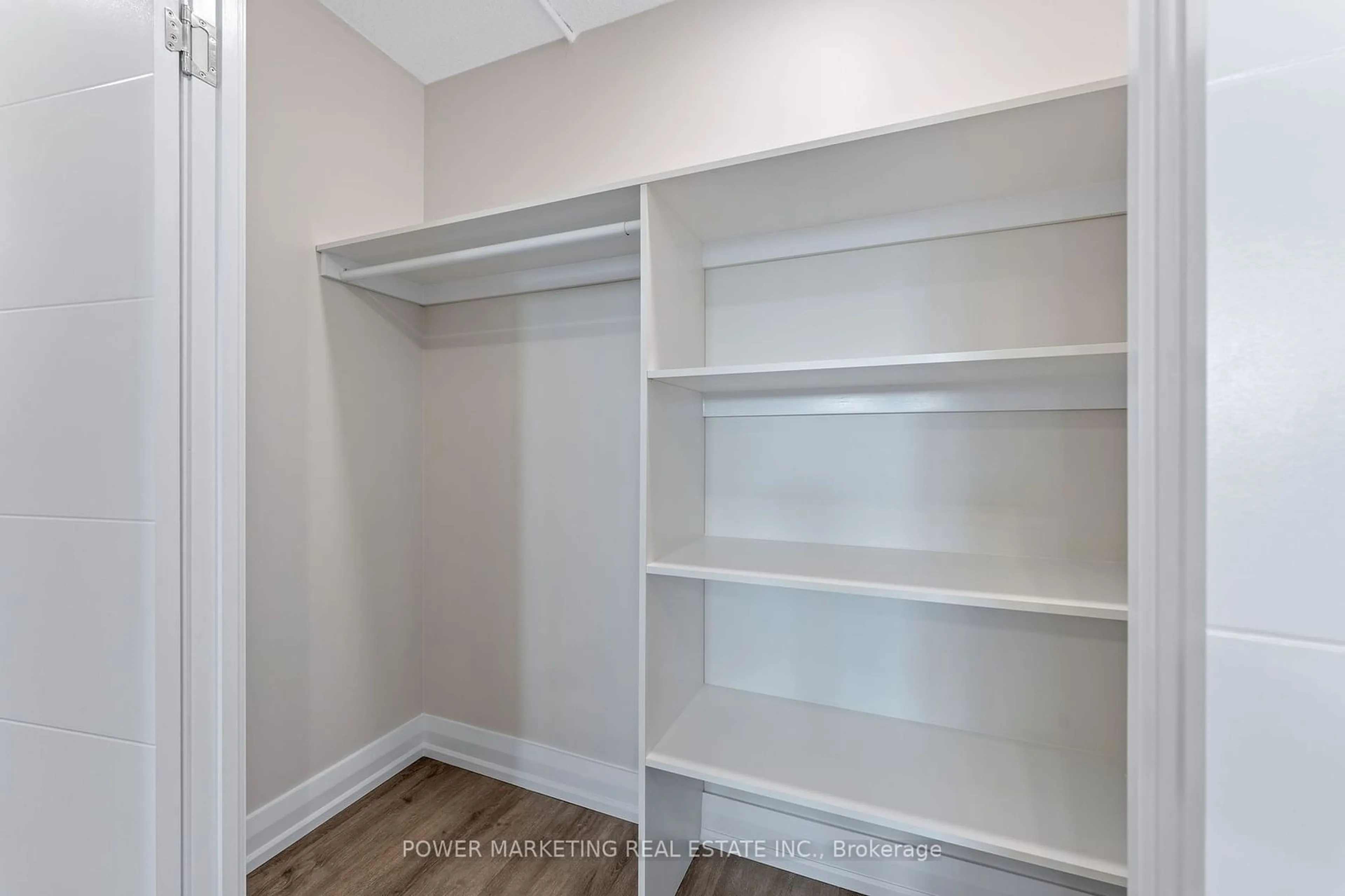 Storage room or clothes room or walk-in closet for 2000 JASMINE Cres #611, Beacon Hill North - South and Area Ontario K1J 8K4