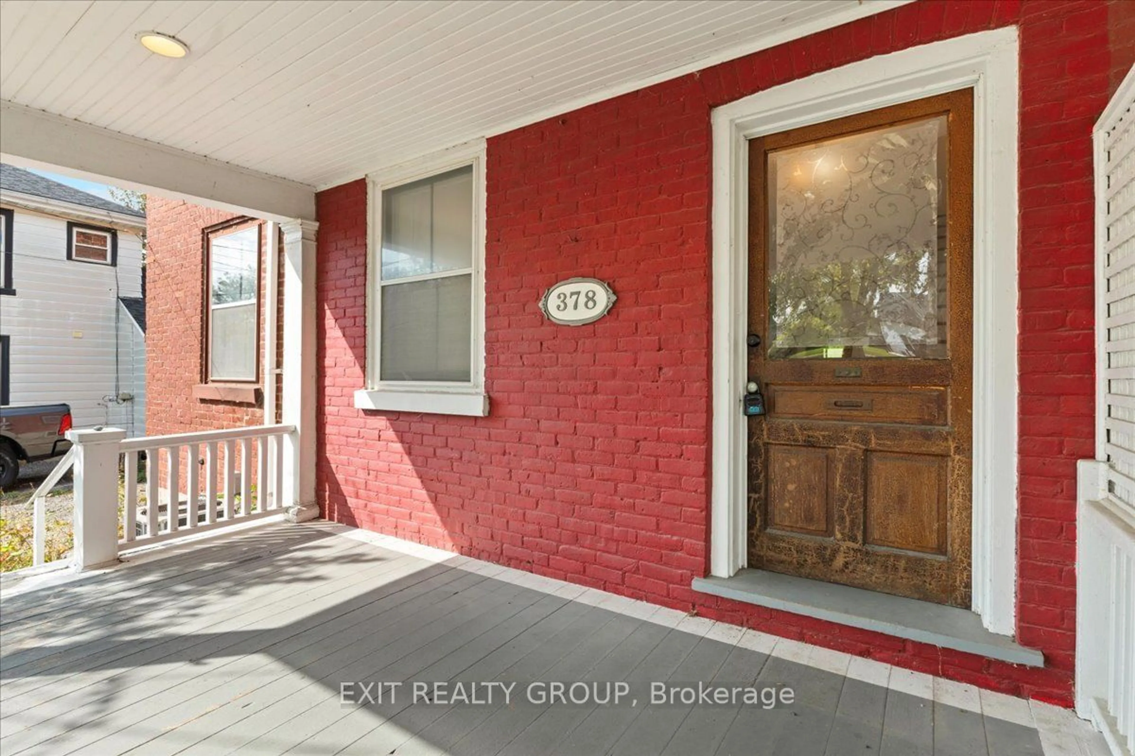 Indoor entryway, wood floors for 378 King St, Cobourg Ontario K9A 2N7