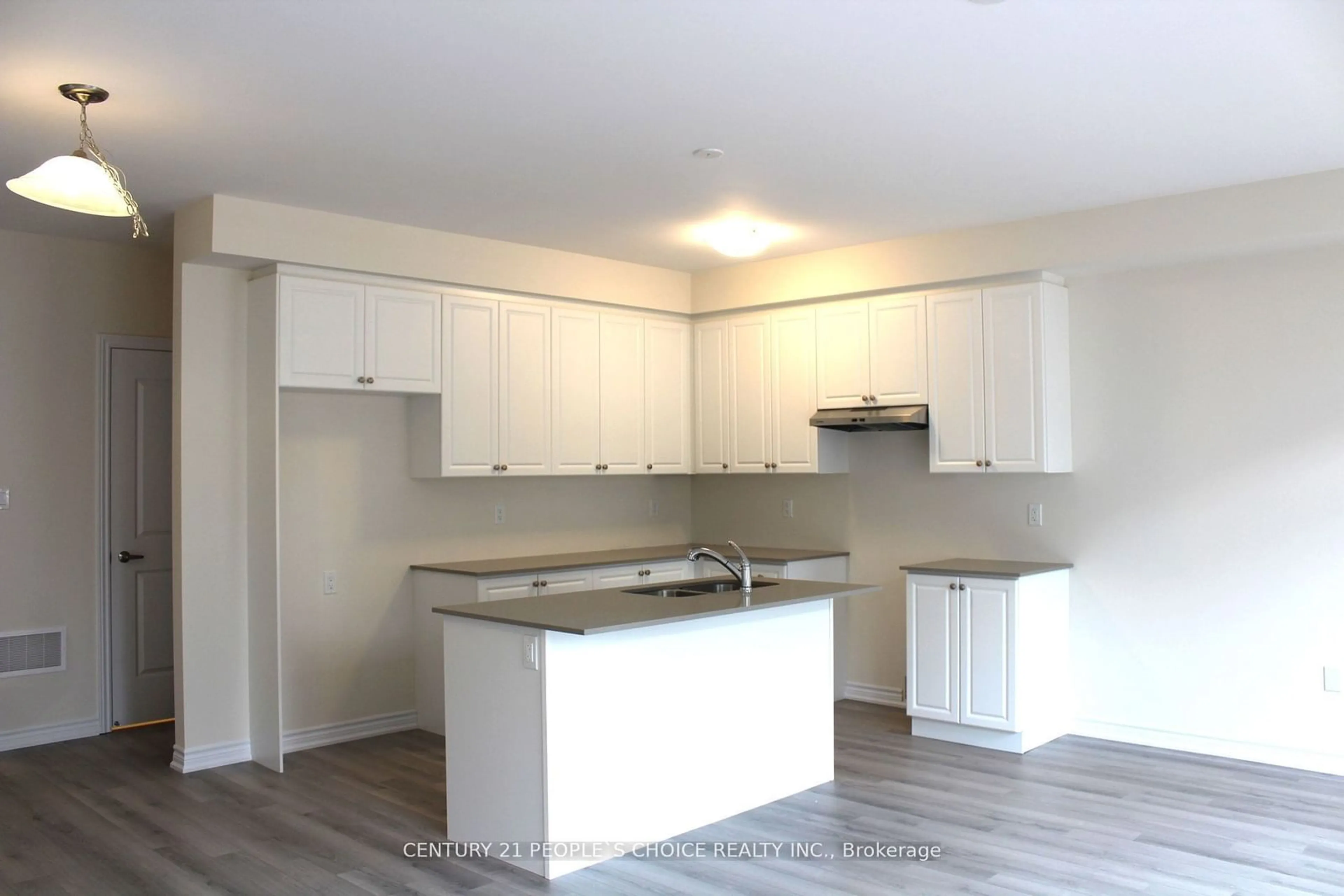 Open concept kitchen for 43 Conboy Dr, Erin Ontario N0B 1T0