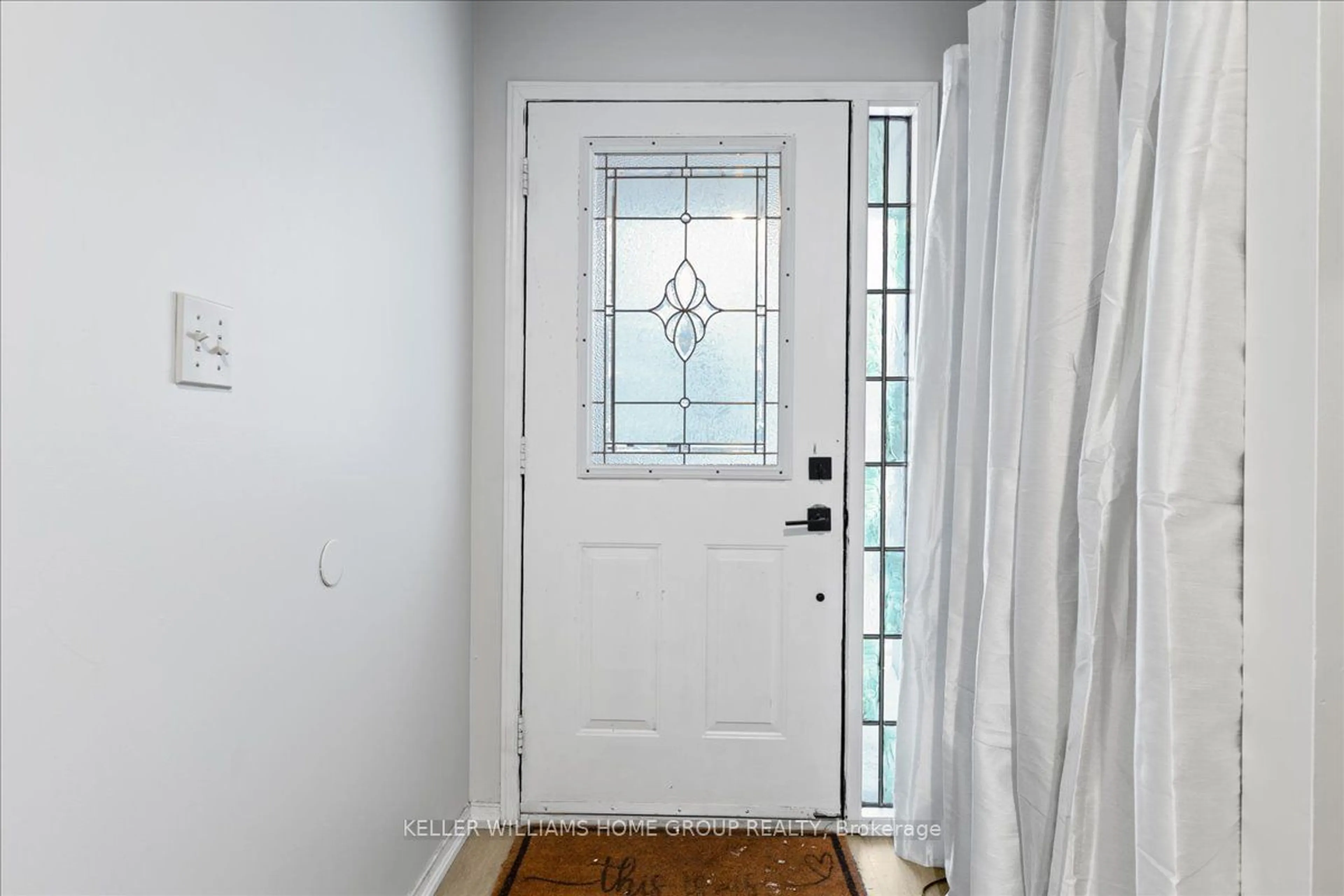 Indoor entryway, not visible floor for 626 Holman Cres, Centre Wellington Ontario N1M 3M1