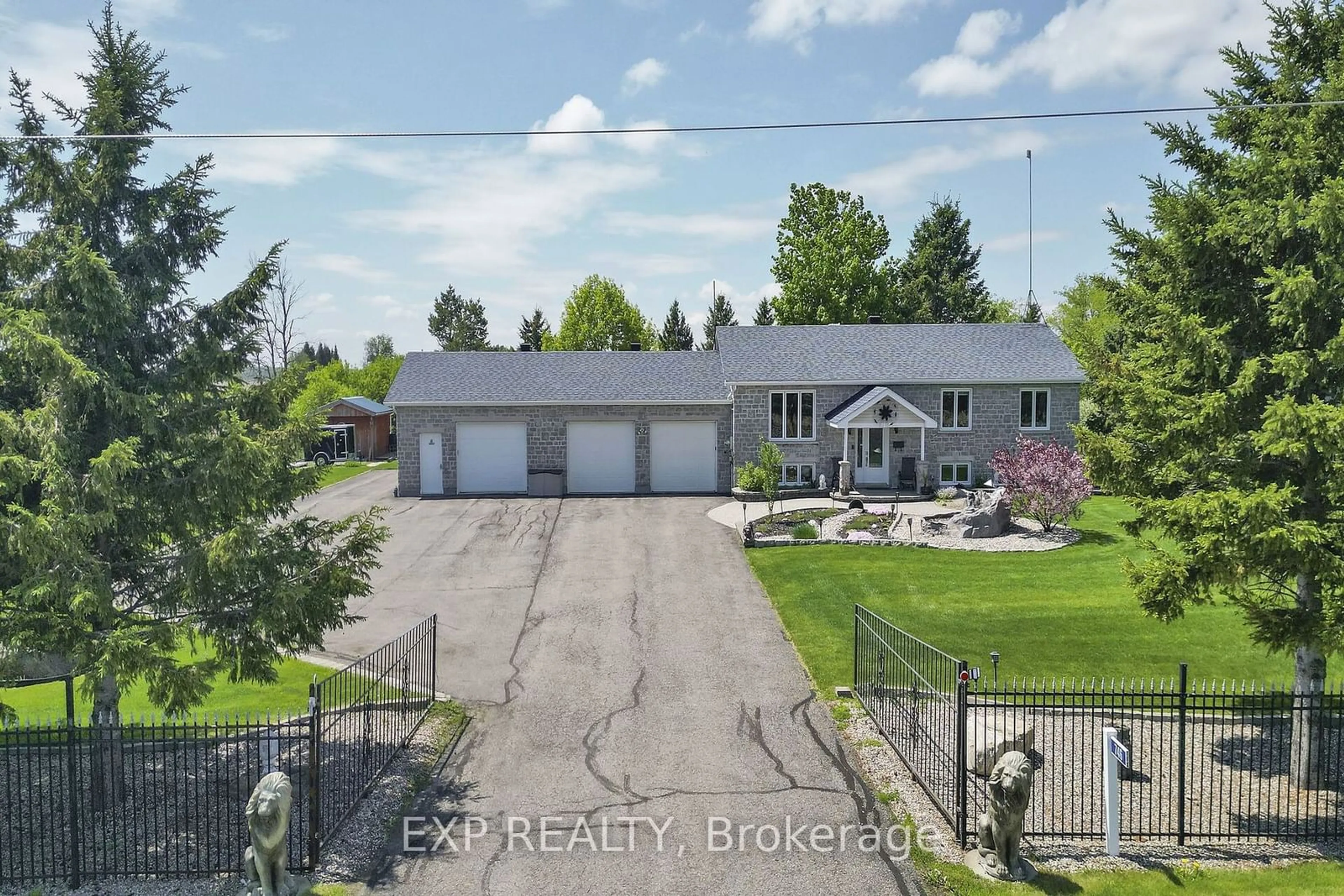 Frontside or backside of a home, the fenced backyard for 746 St Pierre Rd, Russell Ontario K0A 1W1