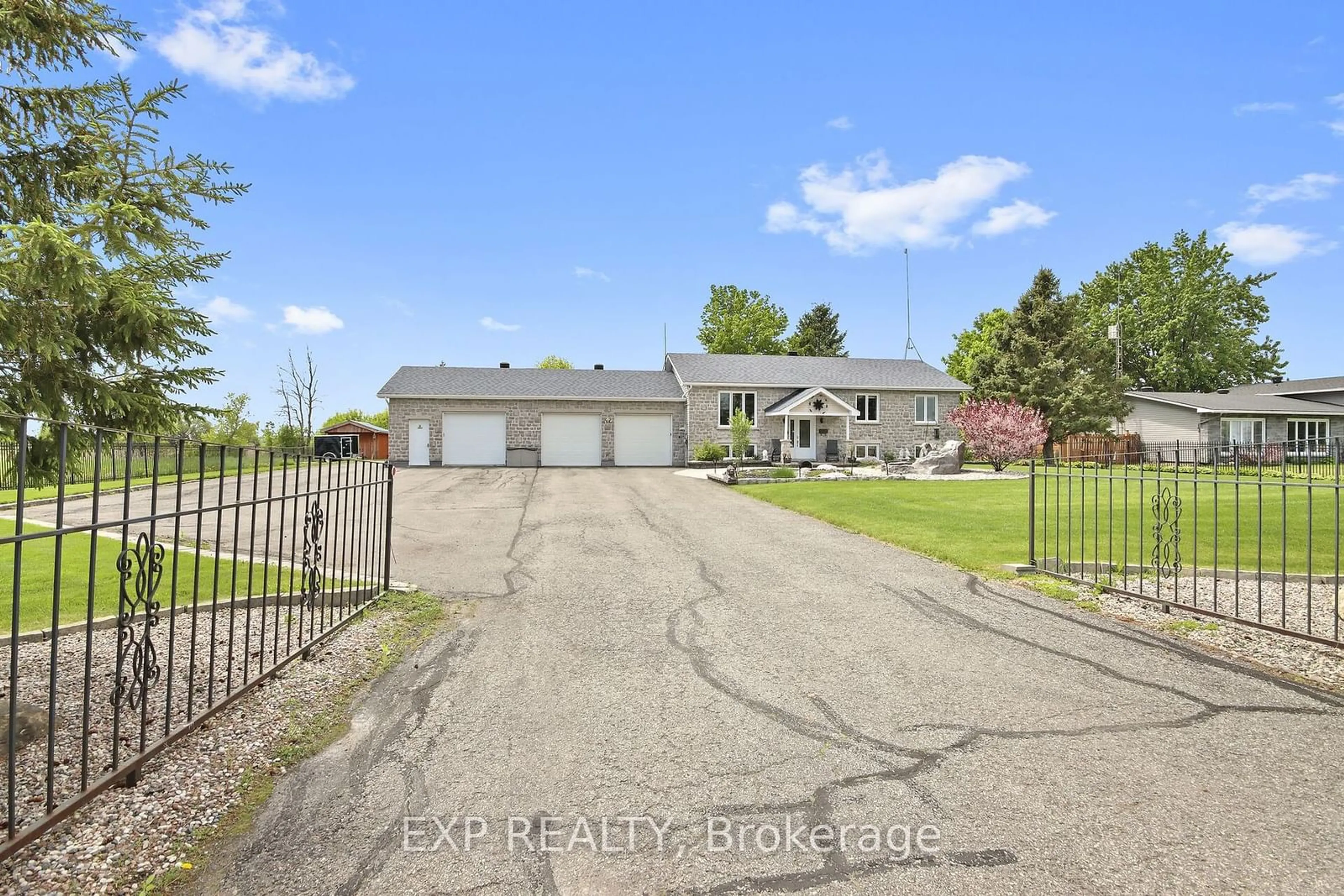 Frontside or backside of a home, the street view for 746 St Pierre Rd, Russell Ontario K0A 1W1