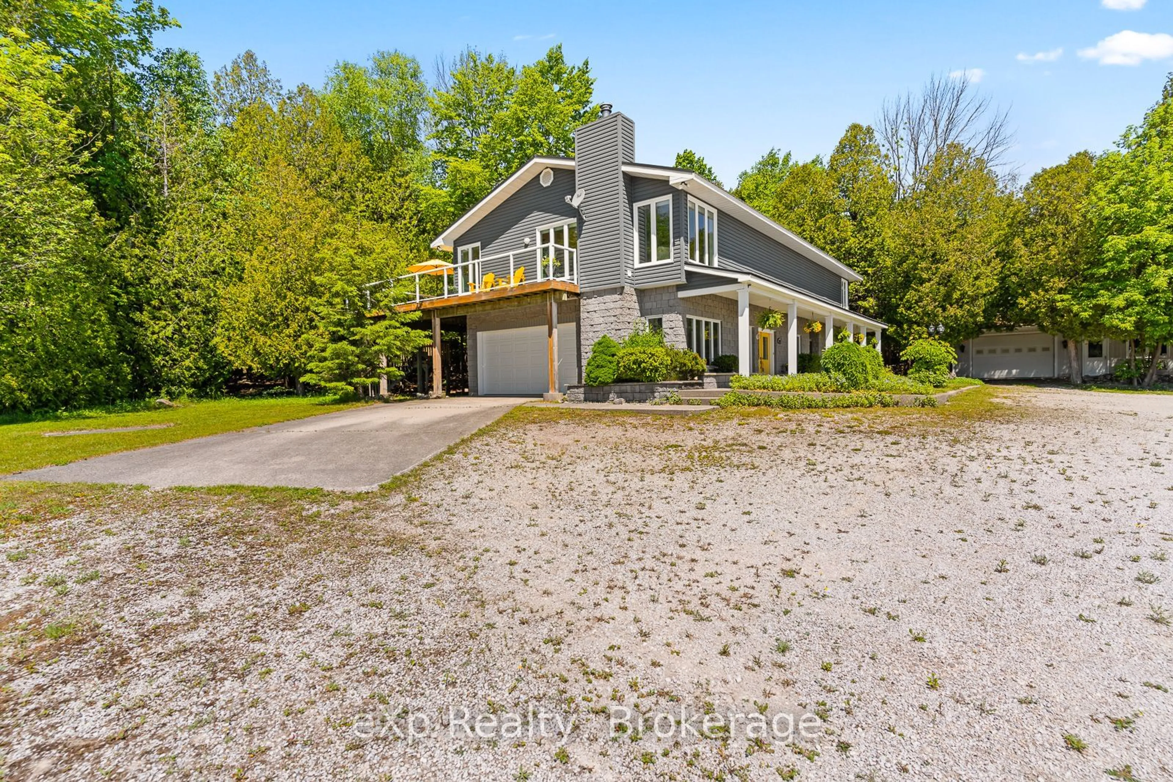 Frontside or backside of a home, cottage for 900 Berford St, South Bruce Peninsula Ontario N0H 2T0