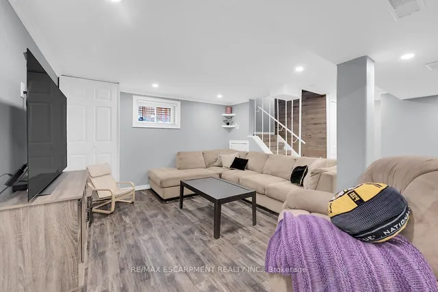 Additional property image - 124 EAST 43RD St