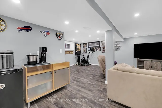 Additional property image - 124 EAST 43RD St