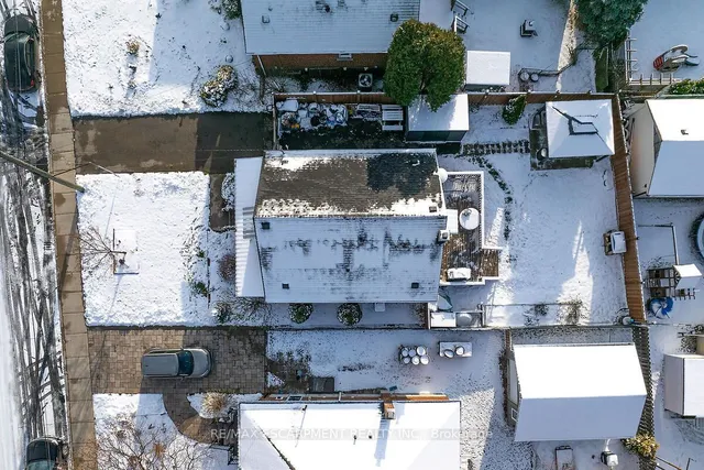 Additional property image - 124 EAST 43RD St