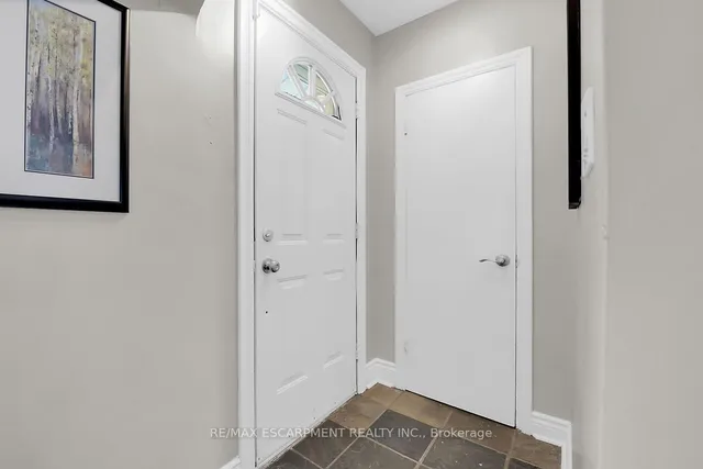 Additional property image - 124 EAST 43RD St