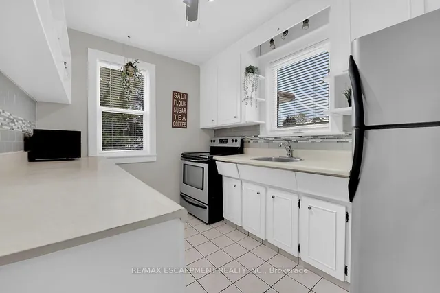 Additional property image - 124 EAST 43RD St