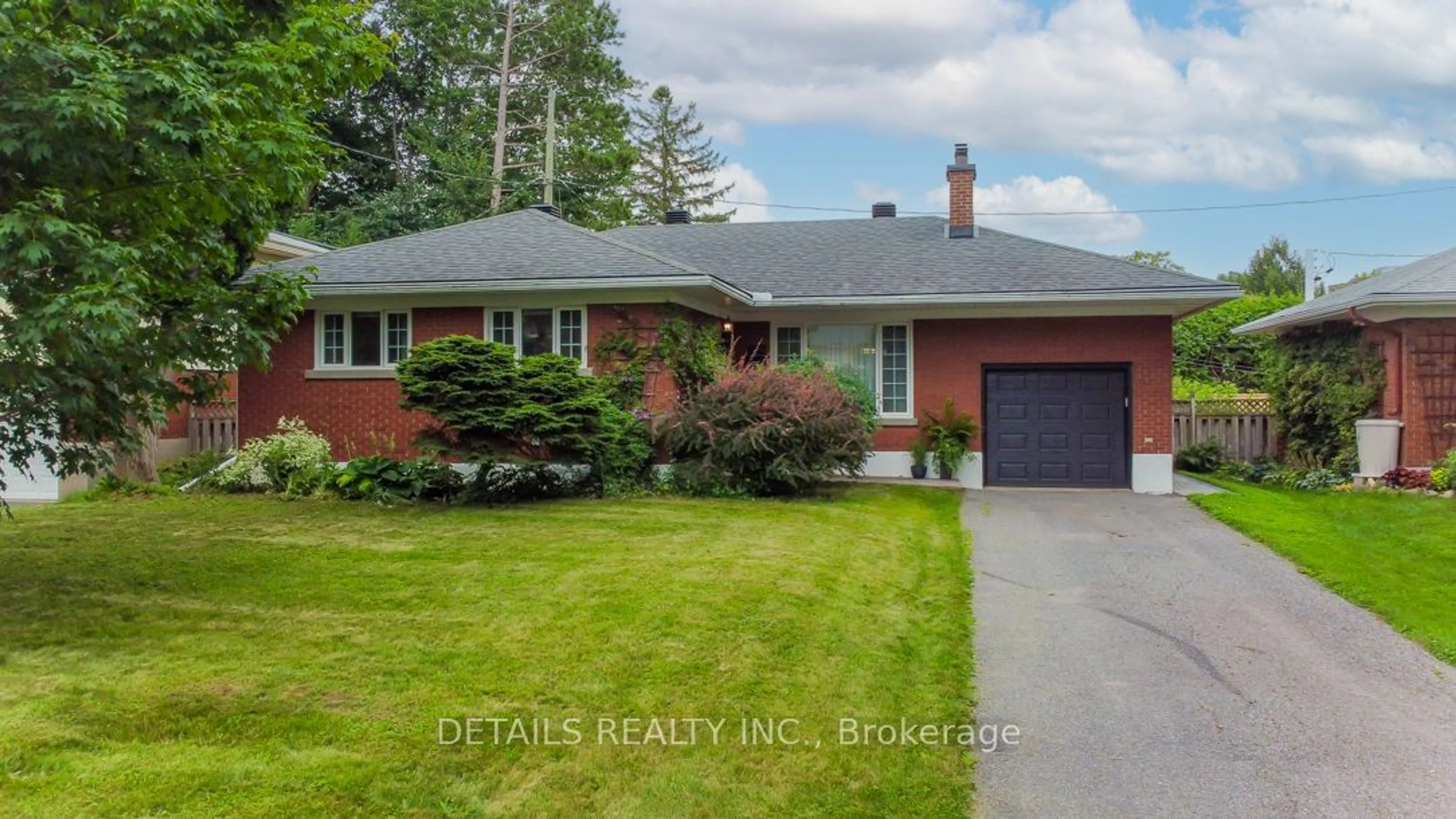 Frontside or backside of a home, cottage for 1782 Forman Ave, Belair Park - Copeland Park and Area Ontario K2C 1A8