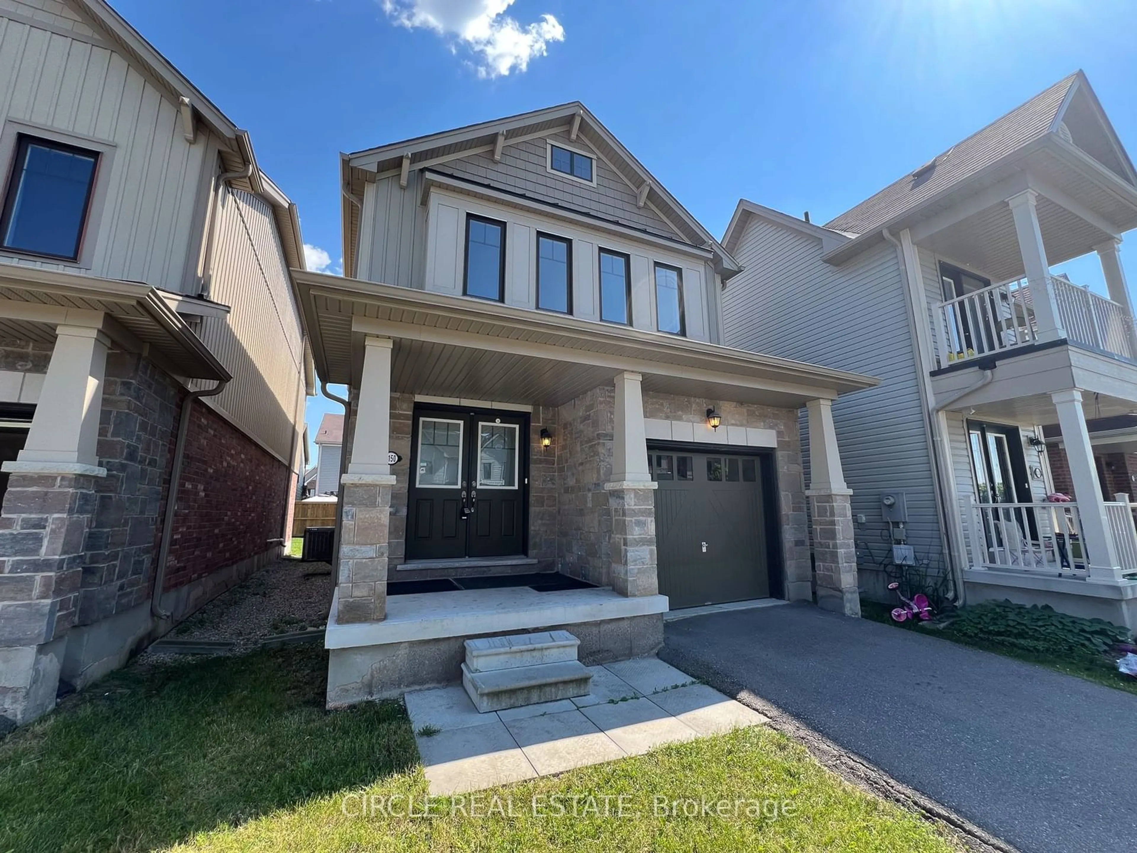 Frontside or backside of a home, the street view for 8150 Buckeye Cres, Niagara Falls Ontario L2H 2Y6