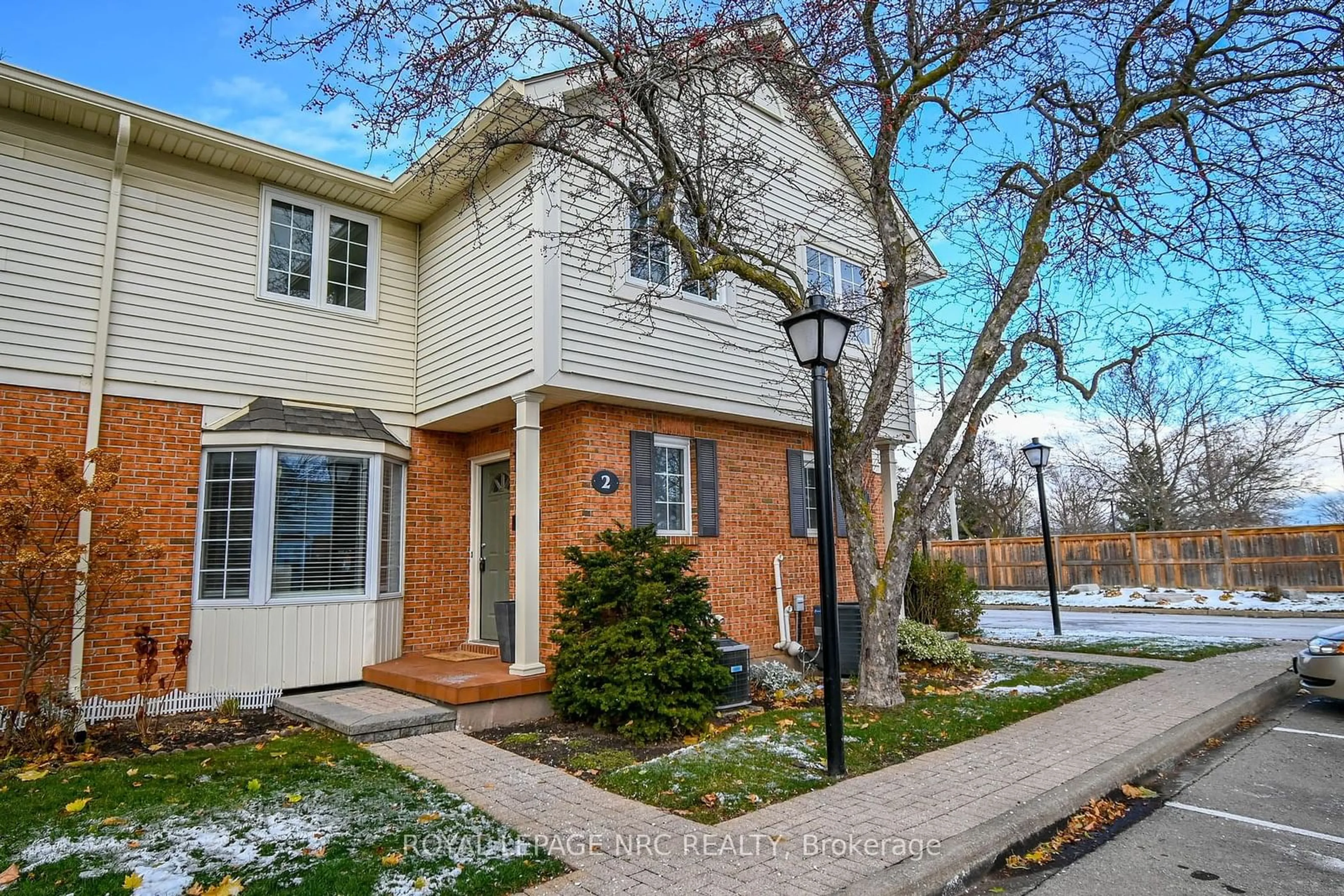 A pic from exterior of the house or condo, the street view for 275 Pelham Rd #2, St. Catharines Ontario L2S 3B9