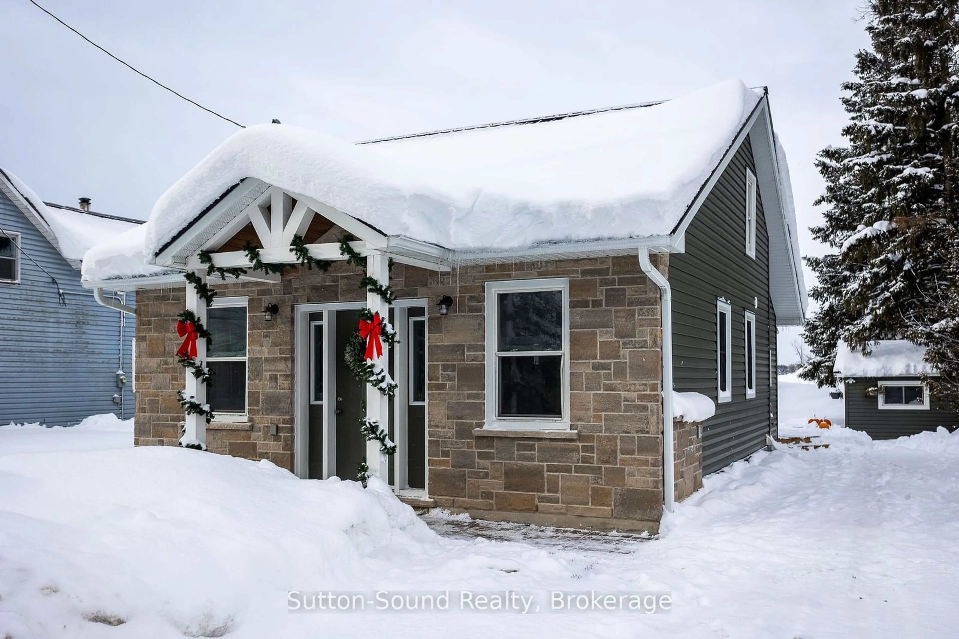 Frontside or backside of a home, cottage for 316094 Hwy 6, Williamsford Rd, Chatsworth Ontario N0H 2V0