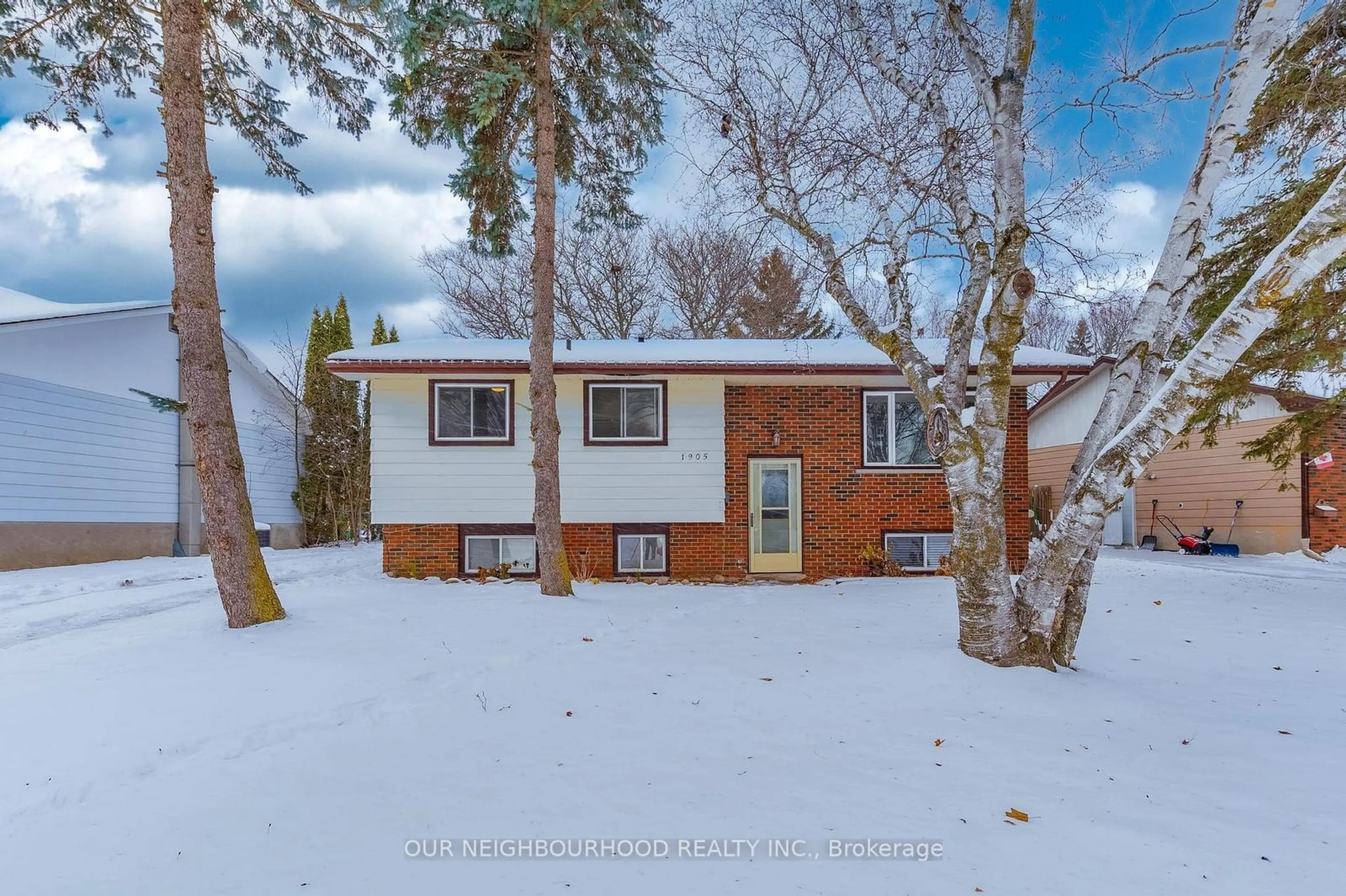 A pic from exterior of the house or condo, cottage for 1905 Croftdale Cres, Peterborough Ontario K9K 1J7