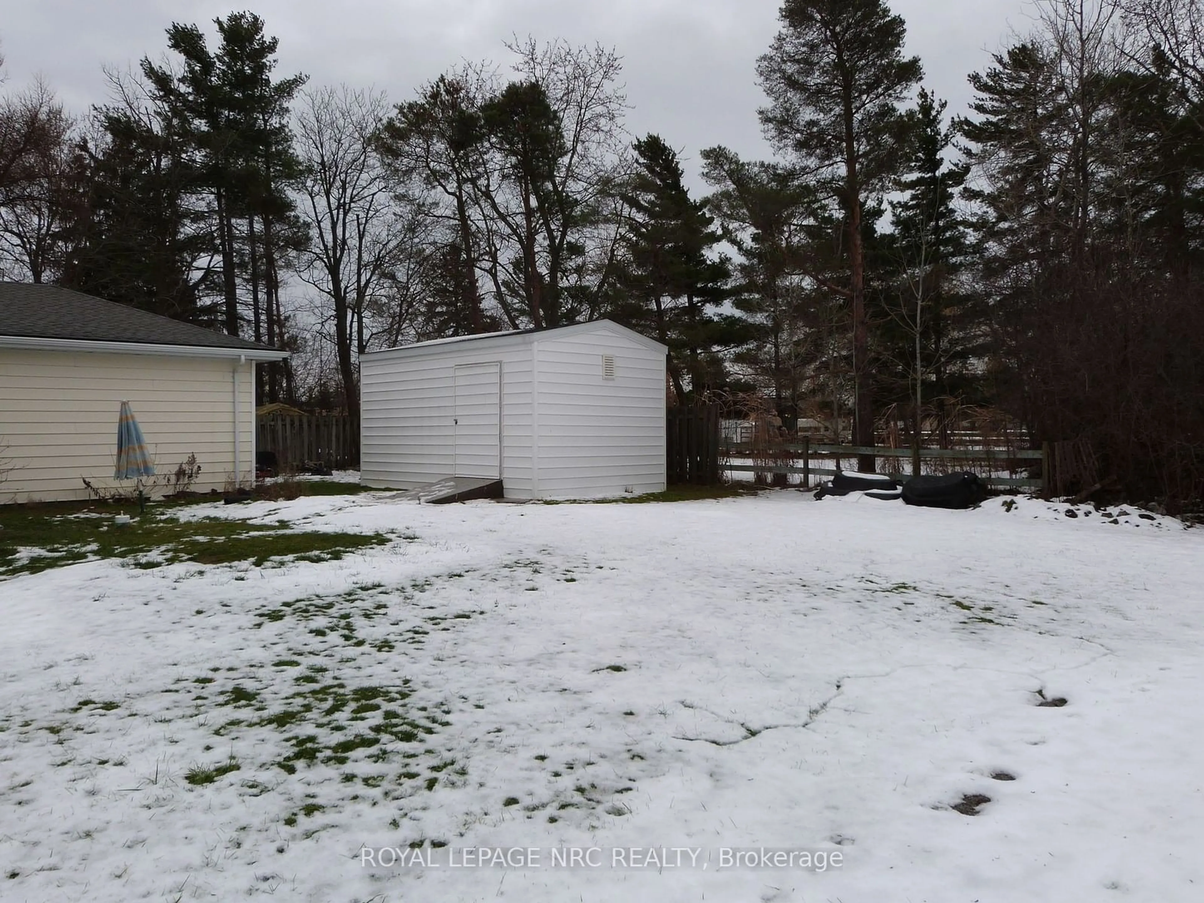 Shed for 699 Gilmore Rd, Fort Erie Ontario L2A 5M4