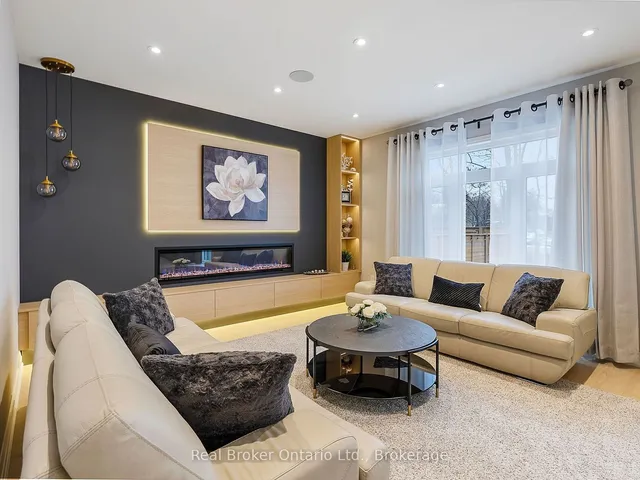 Additional property image - 395 Klein Circ