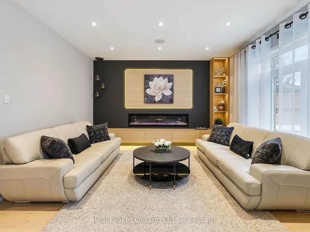 Additional property image - 395 Klein Circ