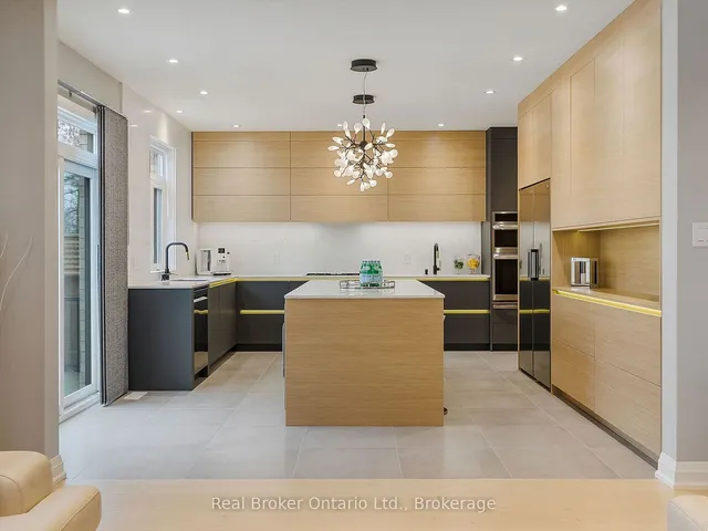 Additional property image - 395 Klein Circ