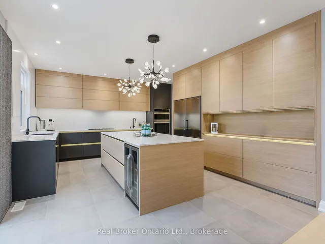 Additional property image - 395 Klein Circ