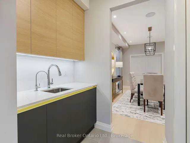 Additional property image - 395 Klein Circ