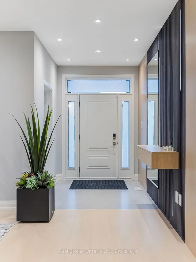 Additional property image - 395 Klein Circ