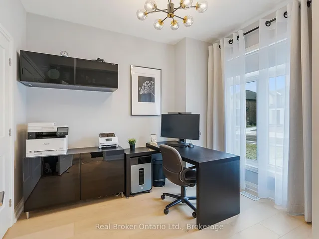 Additional property image - 395 Klein Circ