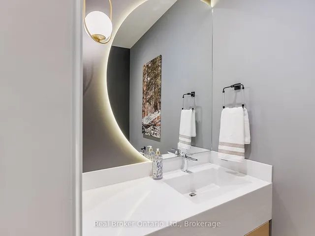 Additional property image - 395 Klein Circ