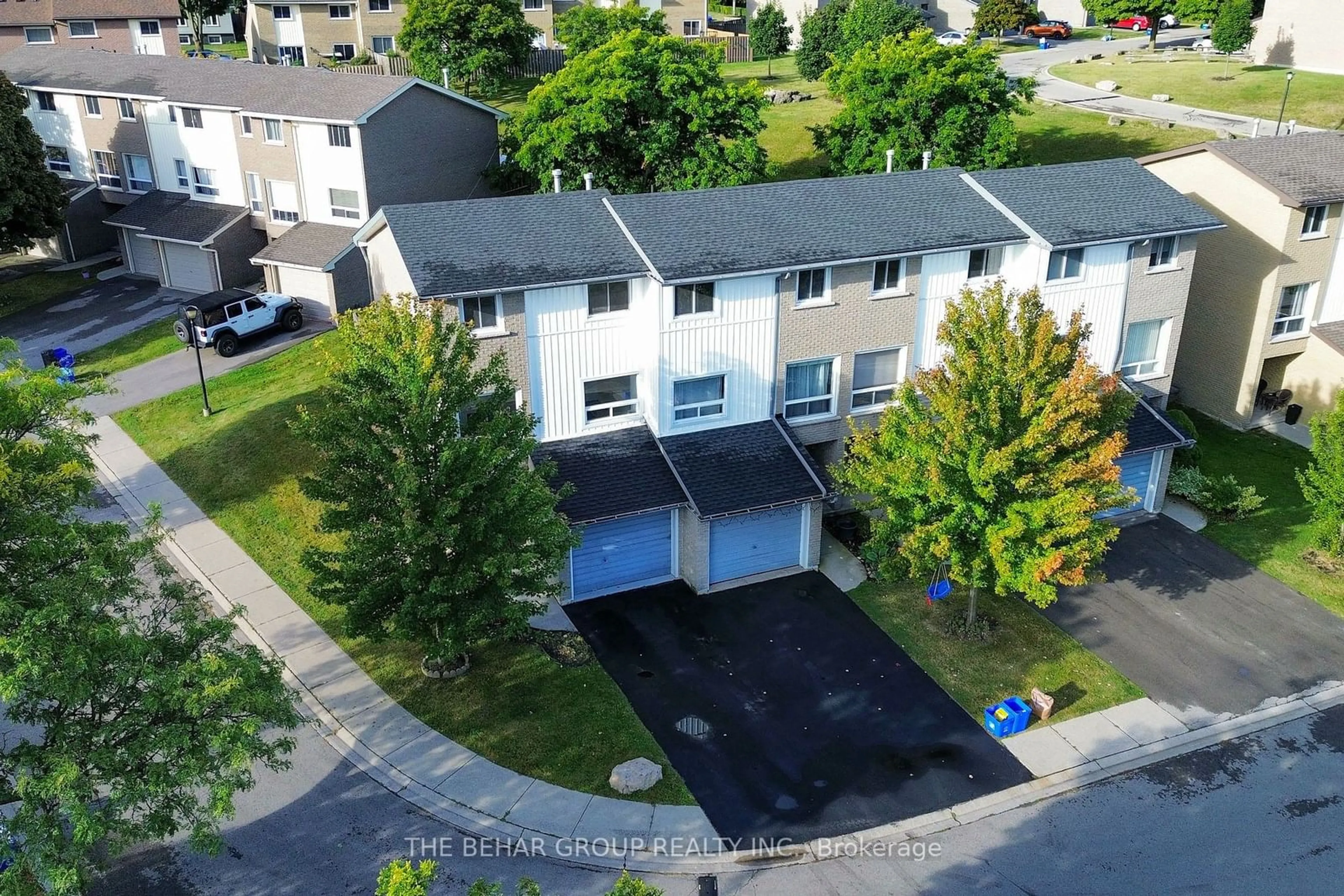 A pic from exterior of the house or condo, the street view for 11 Queenslea Dr #149, Hamilton Ontario L8W 1T7