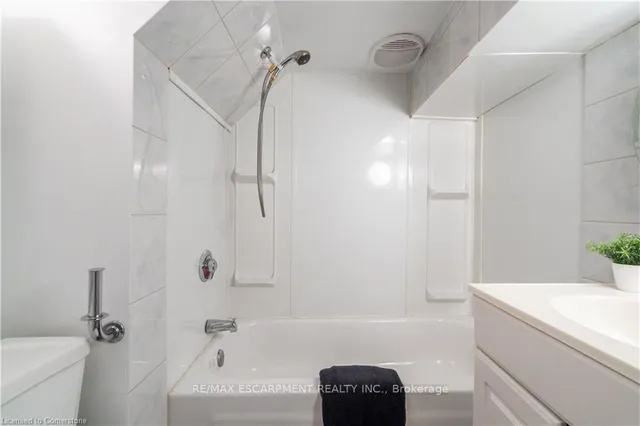 Additional property image - 56 Newton Ave