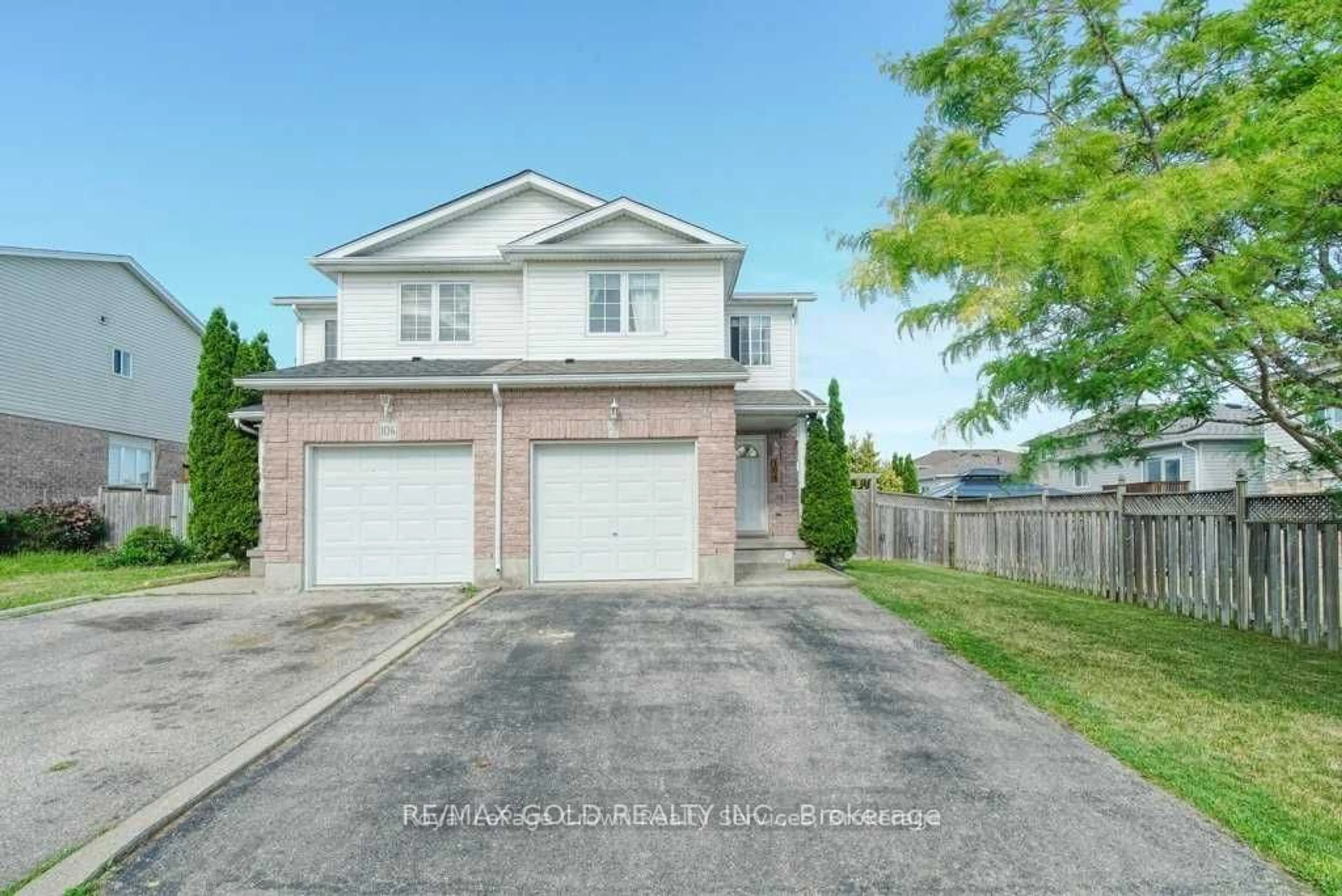 Frontside or backside of a home, the street view for 104 Edgemere Dr, Cambridge Ontario N1P 1E9