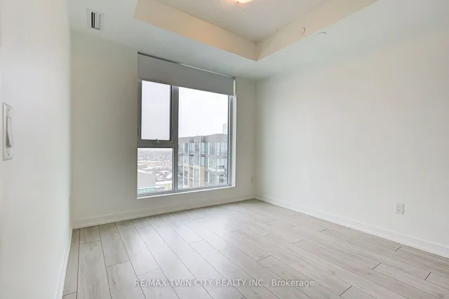 Additional property image - 55 Duke St Unit 1701