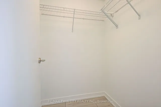 Additional property image - 55 Duke St Unit 1701