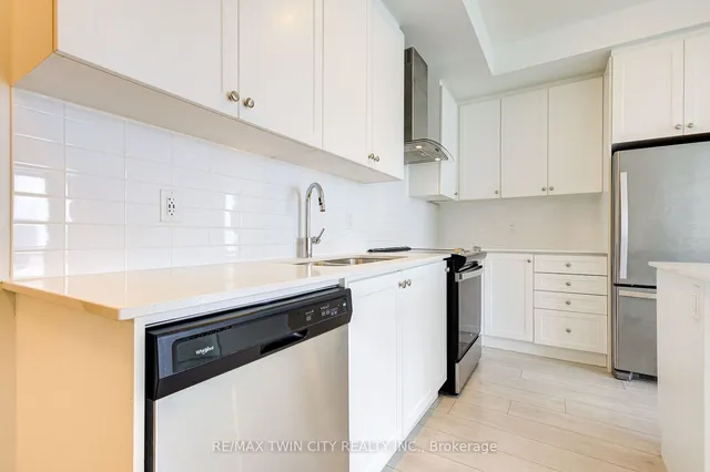 Additional property image - 55 Duke St Unit 1701