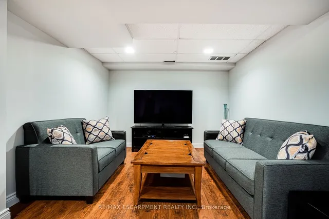 Additional property image - 31 Moss Blvd Unit 17