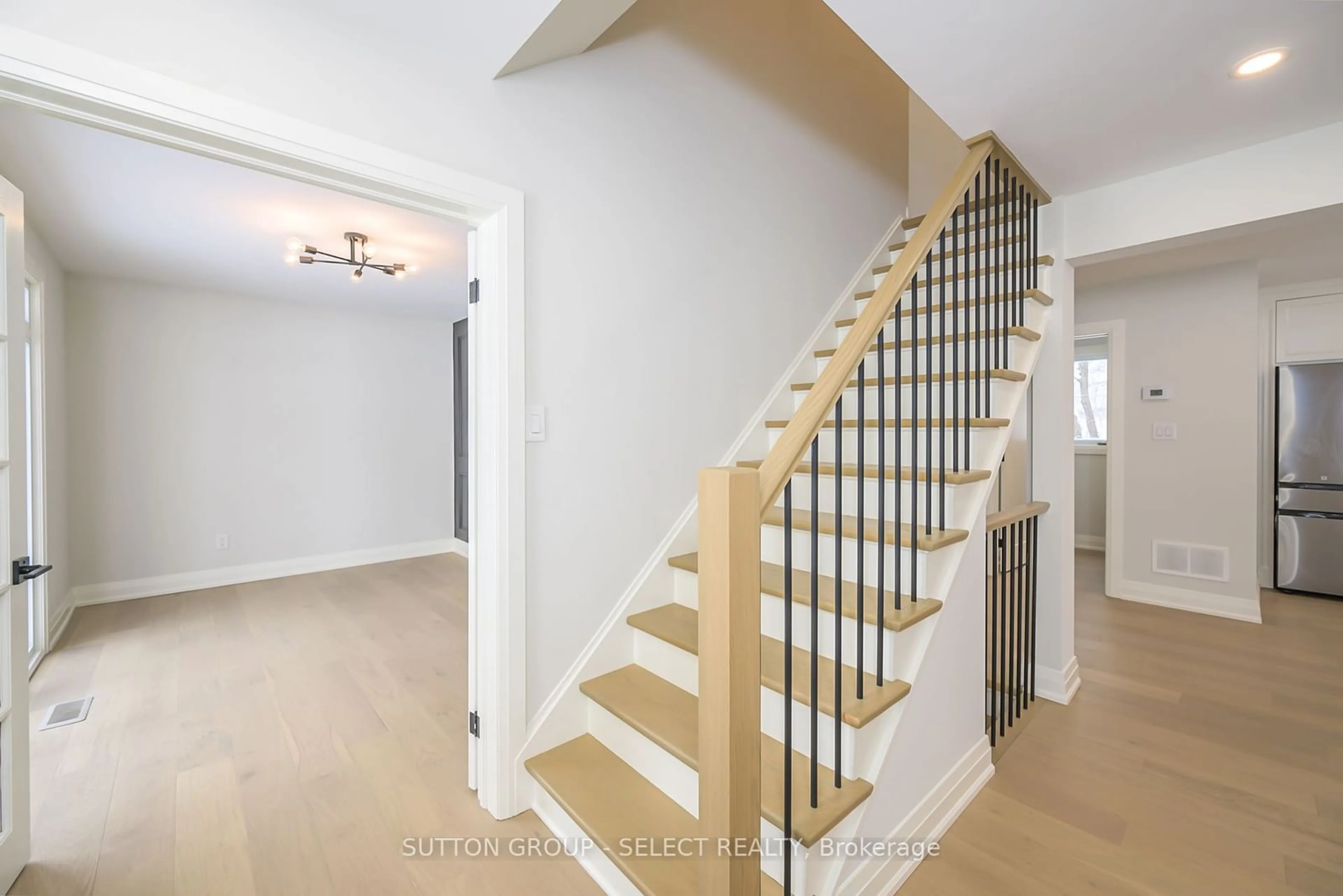 Stairs for 63 Doncaster Ave, London Ontario N6G 2A4