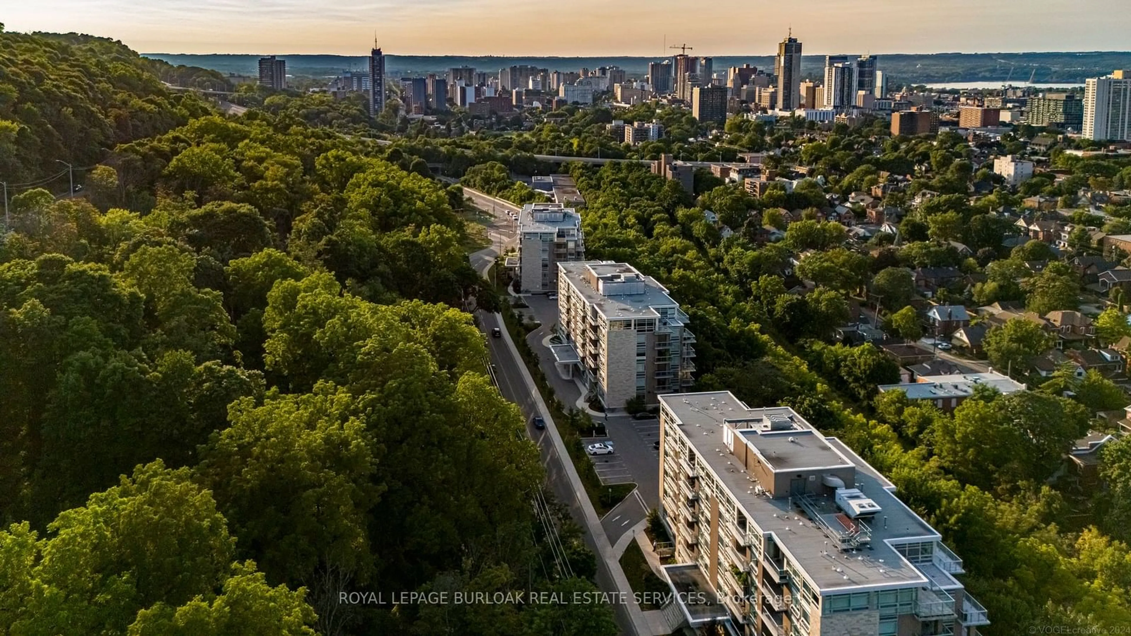 A pic from exterior of the house or condo, the view of city buildings for 455 Charlton Ave #206, Hamilton Ontario L8N 0B2