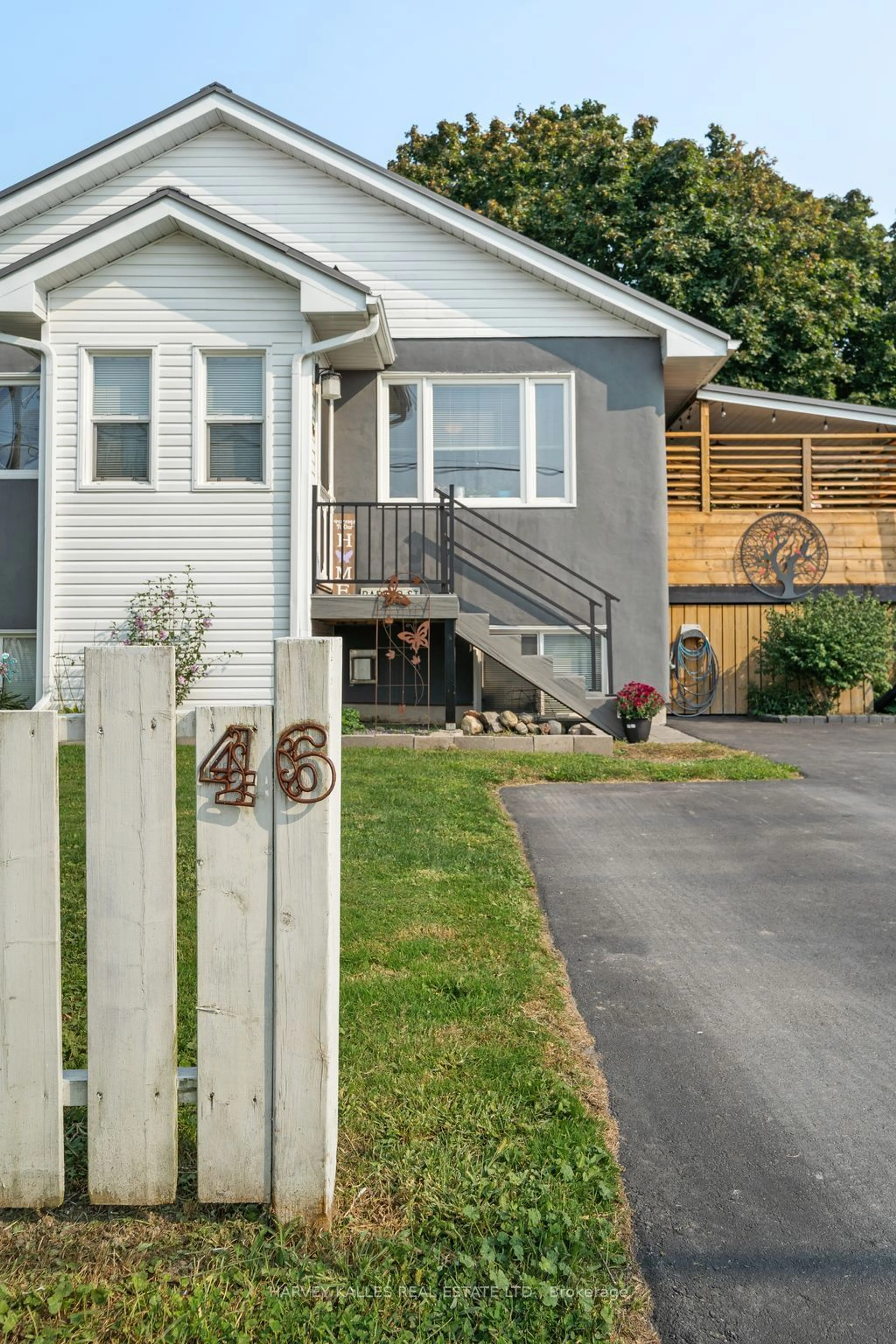 Frontside or backside of a home, cottage for 46 Barker St, Prince Edward County Ontario K0K 2T0