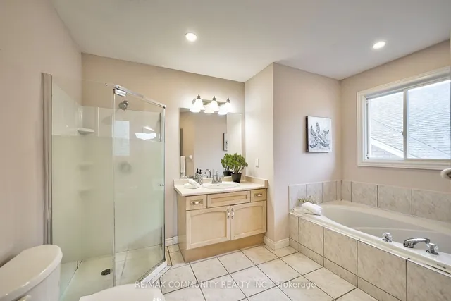 Additional property image - 3 Resolute Dr