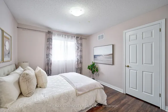 Additional property image - 3 Resolute Dr
