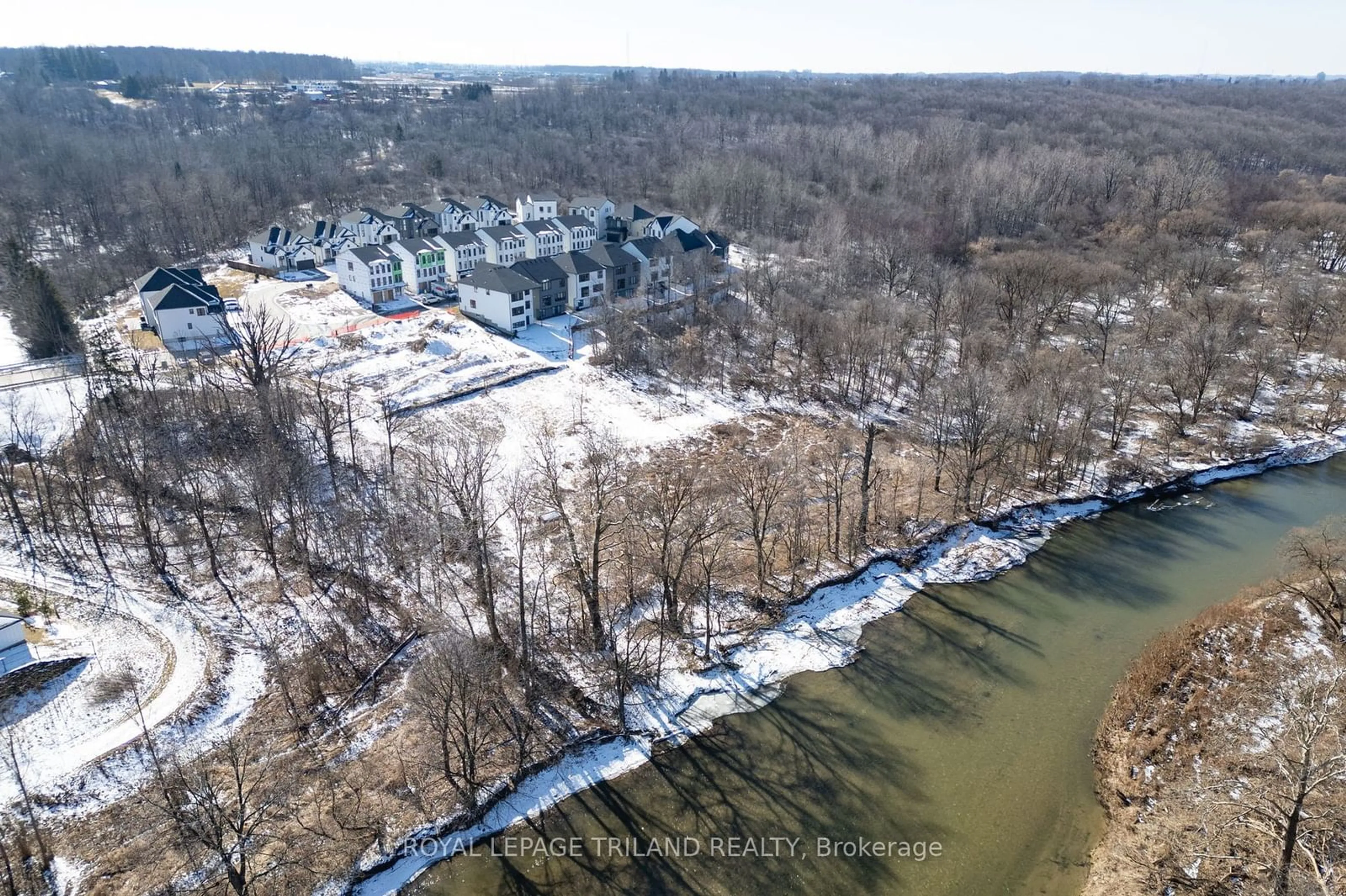 A pic from exterior of the house or condo, the view of lake or river for 2835 Sheffield Pl #5, London Ontario N6M 0J2