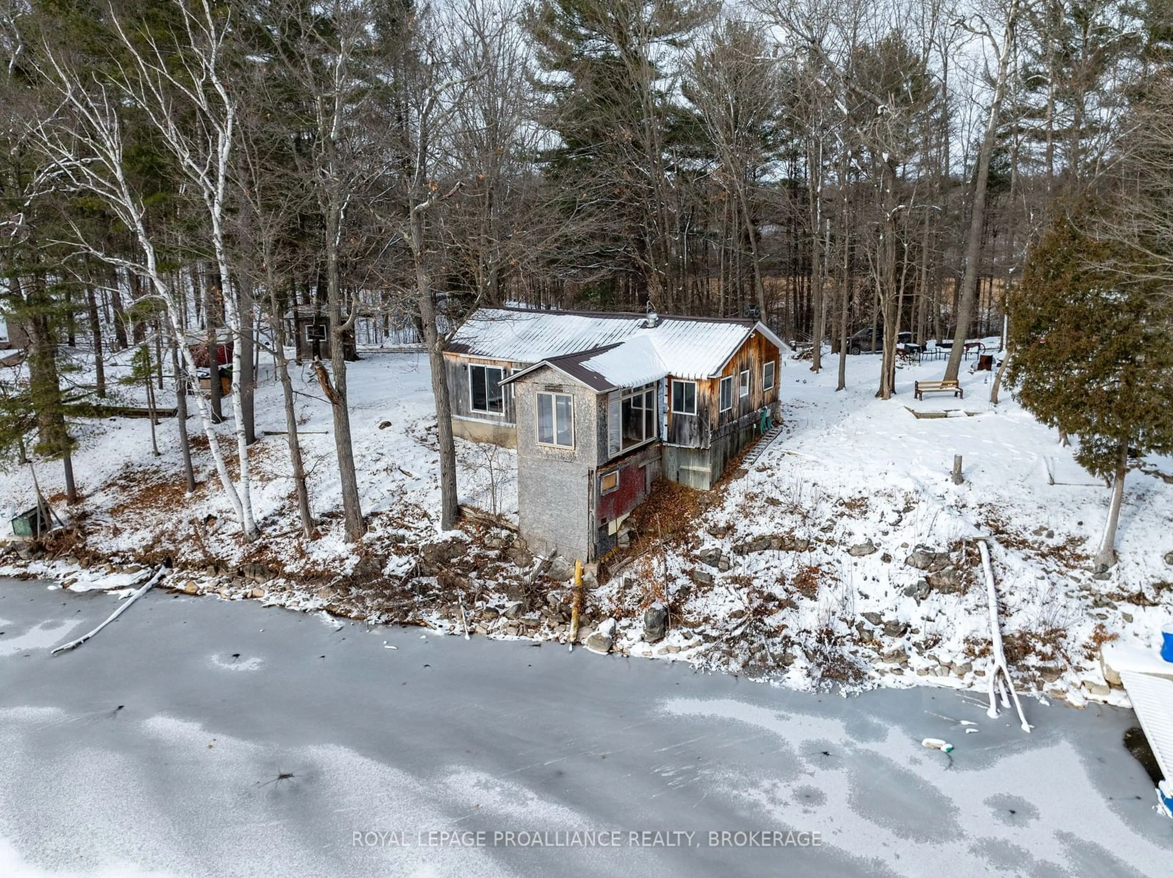 Frontside or backside of a home, cottage for 75 Grouse Lane, South Frontenac Ontario K0H 1T0