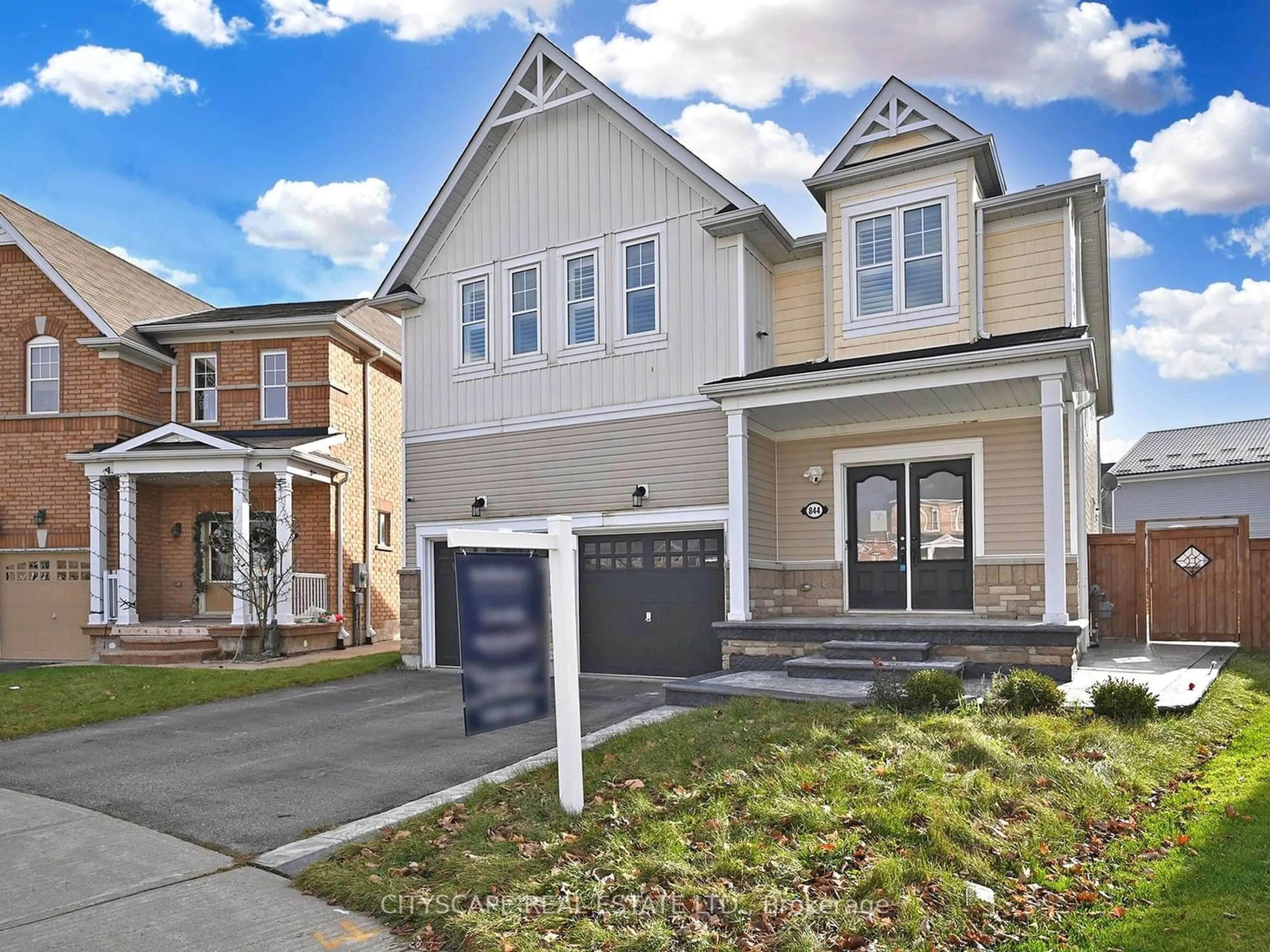 Frontside or backside of a home, the street view for 844 O'Reilly Cres, Shelburne Ontario L9V 2S7