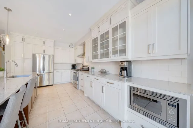 Additional property image - 143 Valmont St