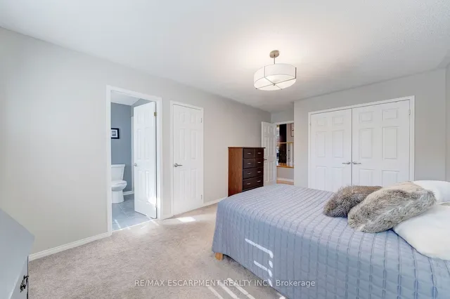 Additional property image - 143 Valmont St