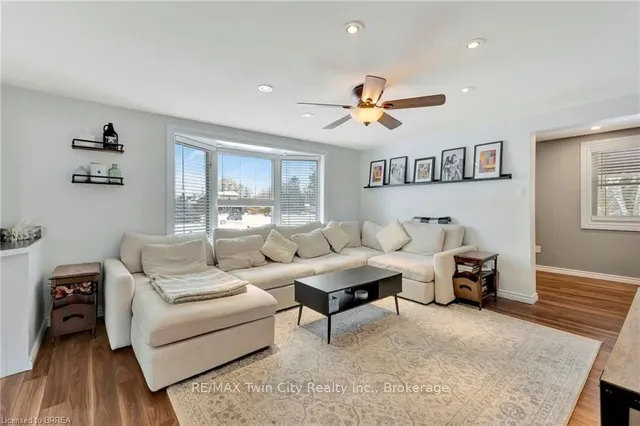Additional property image - 25 Barnabus St
