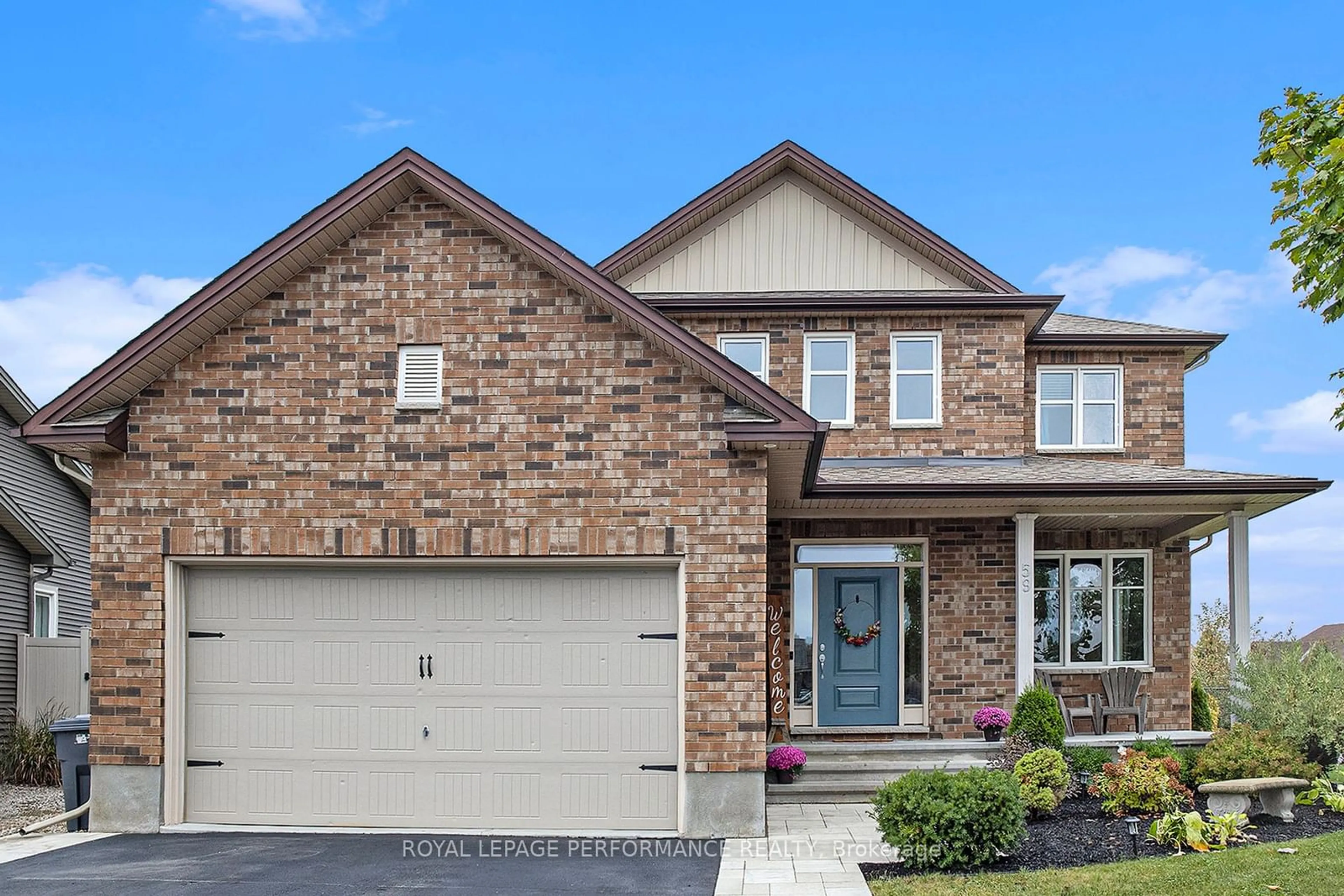 Home with brick exterior material, street for 59 York, Russell Ontario K4R 0C4