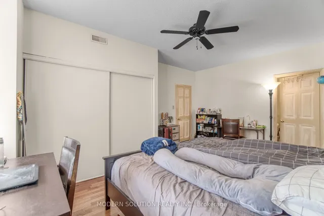 Additional property image - 36 James St Unit 302