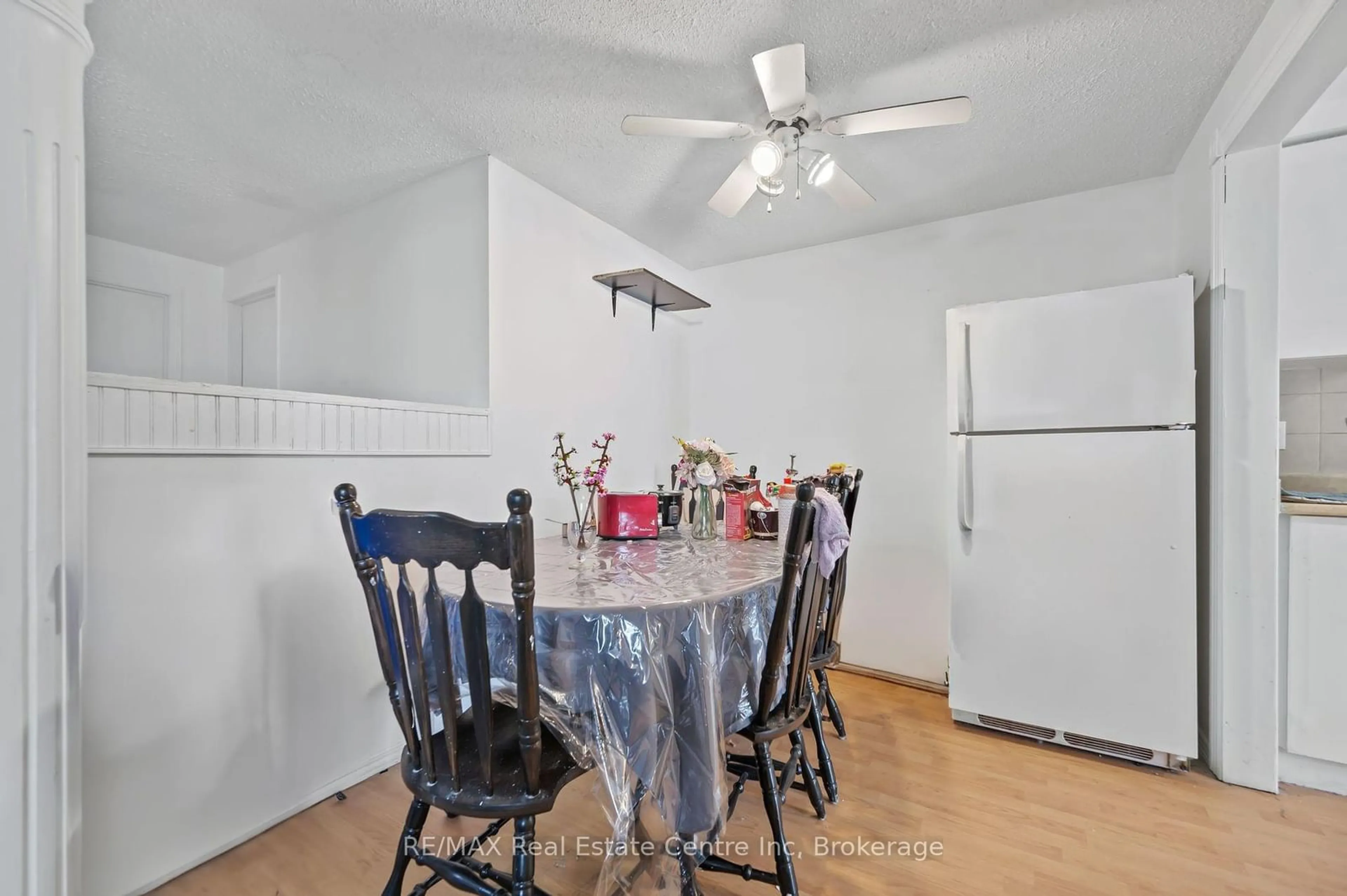 Dining room, unknown for 183 Cole Rd, Guelph Ontario N1G 4A2