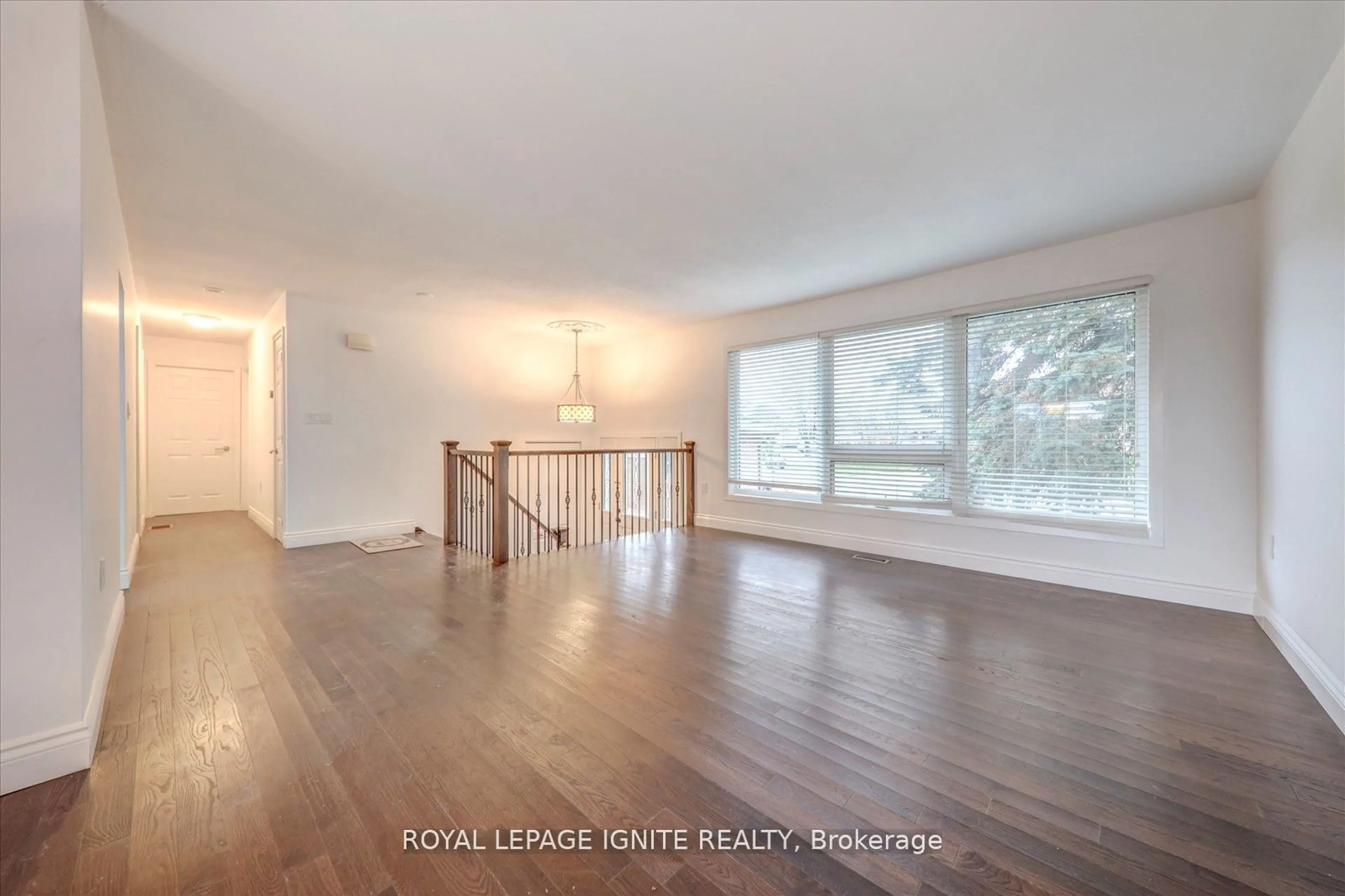 A pic of a room for 362 Renda St, Kingston Ontario K7M 5Y1